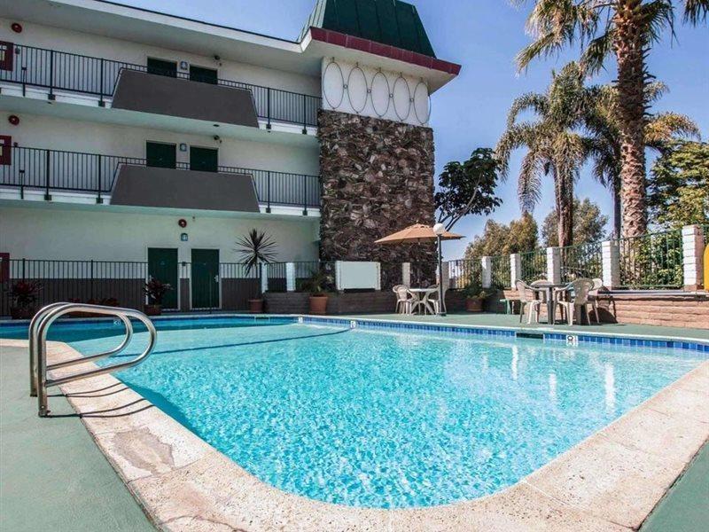 Rodeway Inn Oceanside Marina Екстериор снимка