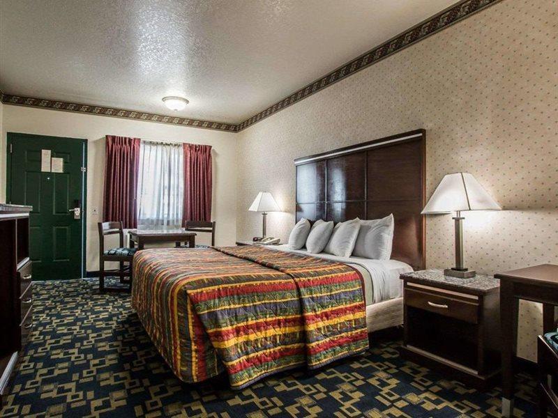 Rodeway Inn Oceanside Marina Екстериор снимка