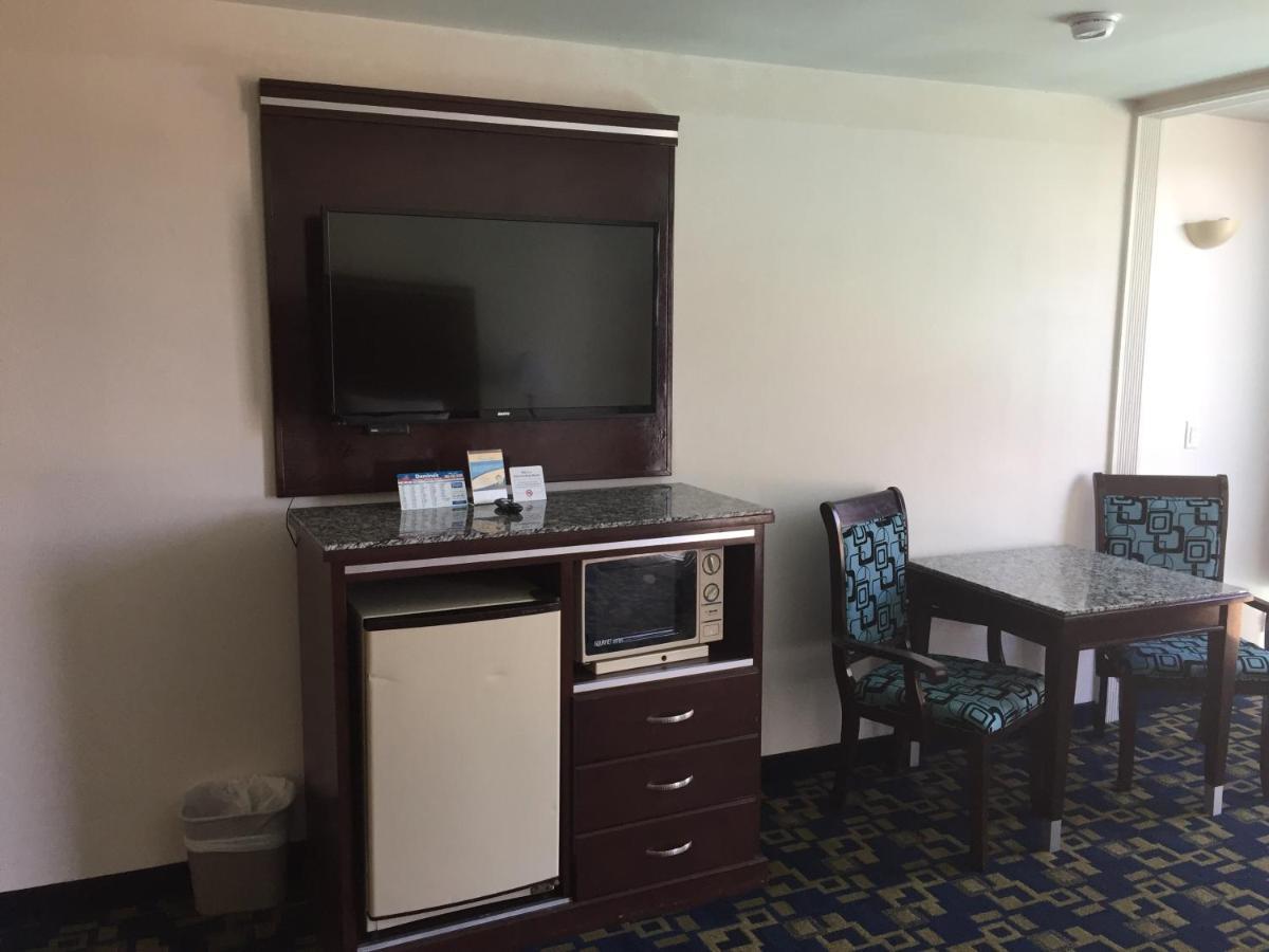 Rodeway Inn Oceanside Marina Екстериор снимка