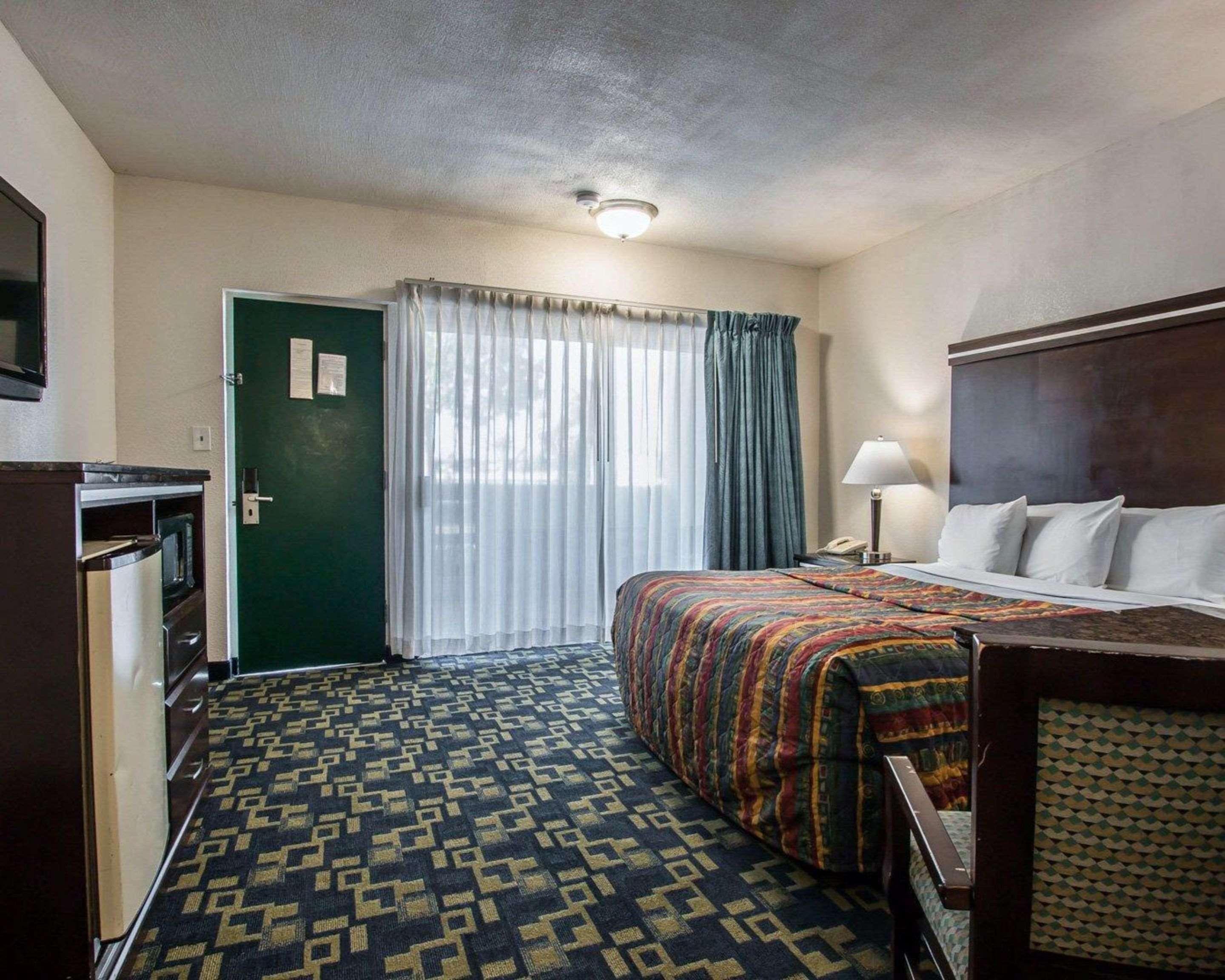 Rodeway Inn Oceanside Marina Екстериор снимка